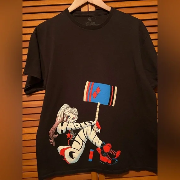 Harley Quinn y2k t-shirt - Picture 1 of 7